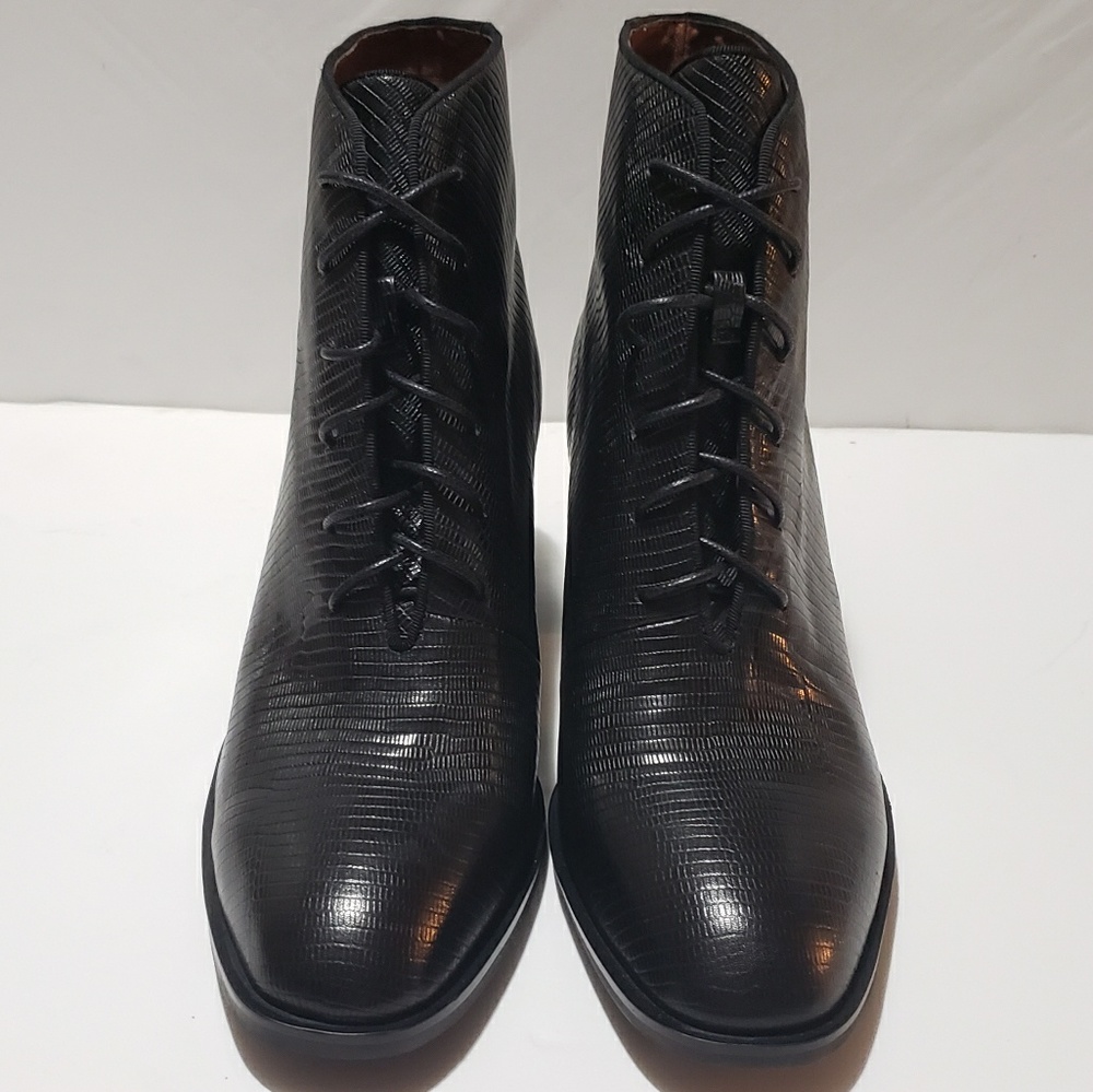 Jeffrey Campbell Black Lace-Up Textured Leather Ankle Boots - Picture 3 of 8